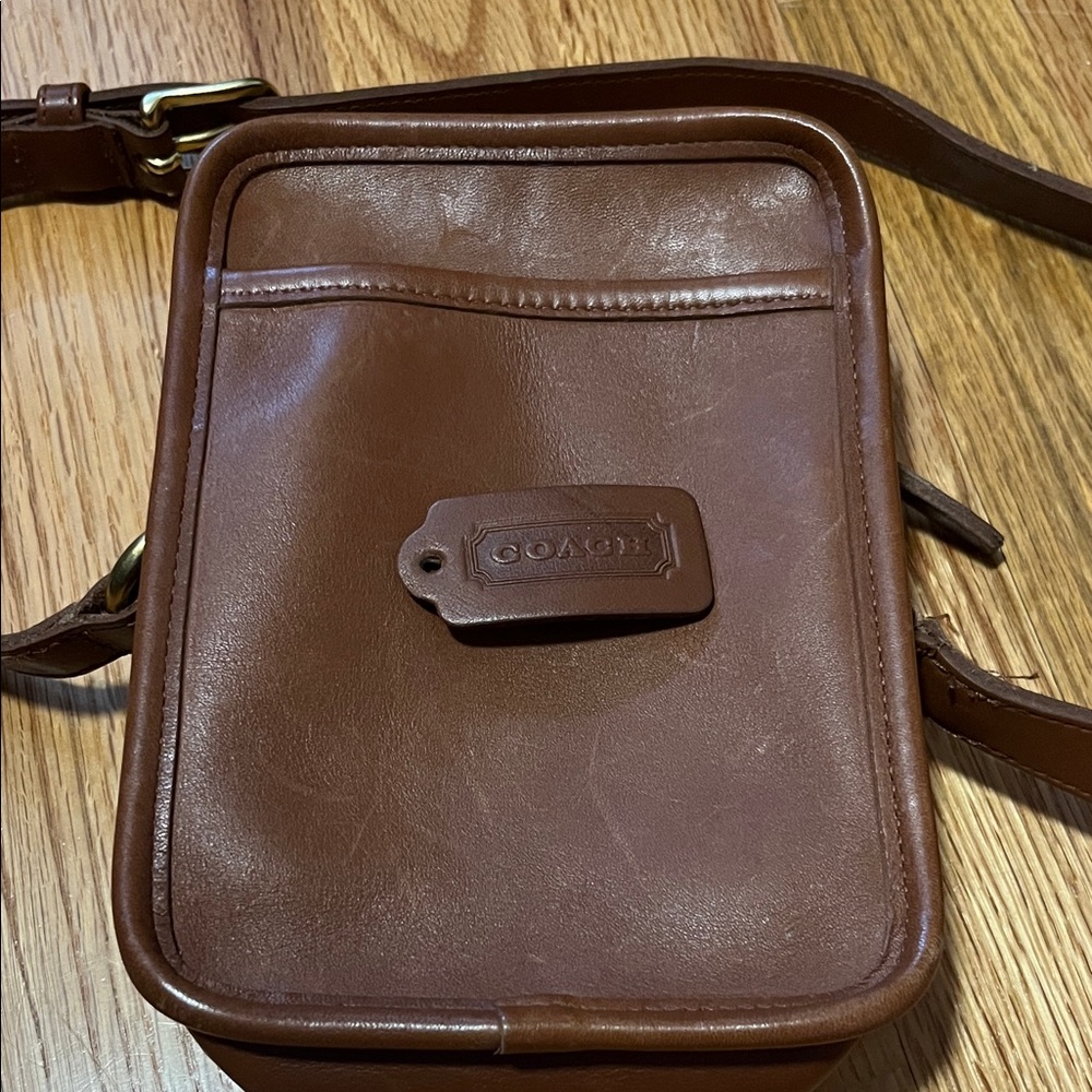 Vintage Coach 9973 Brown Leather Kit Camera Shoulder crossbody bag